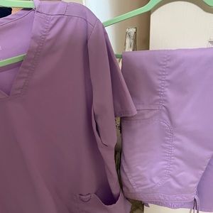 Cherokee Workwear. L purple set.
